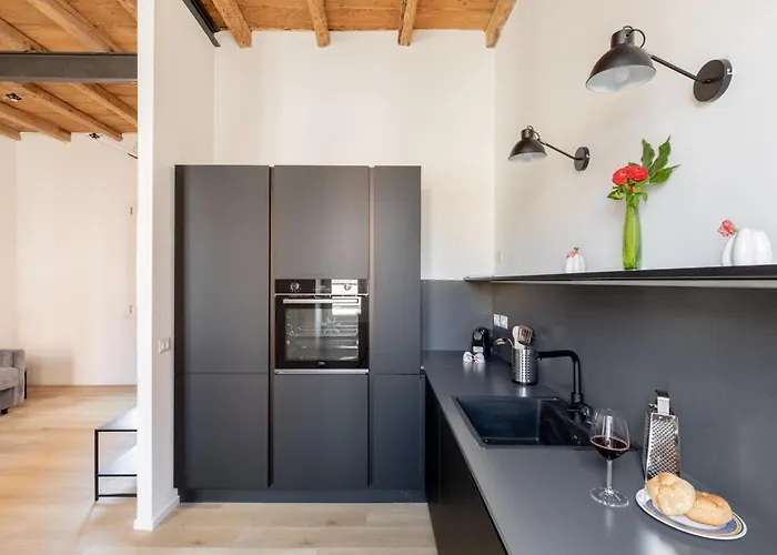 Daire Iflat Peaceful & Charming Hideaway Near Vatican